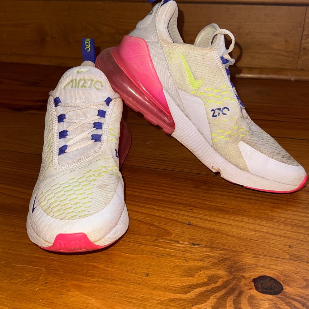 Nike air 270